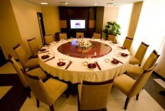 青島酒店桌椅批發(fā)采購哪家好？